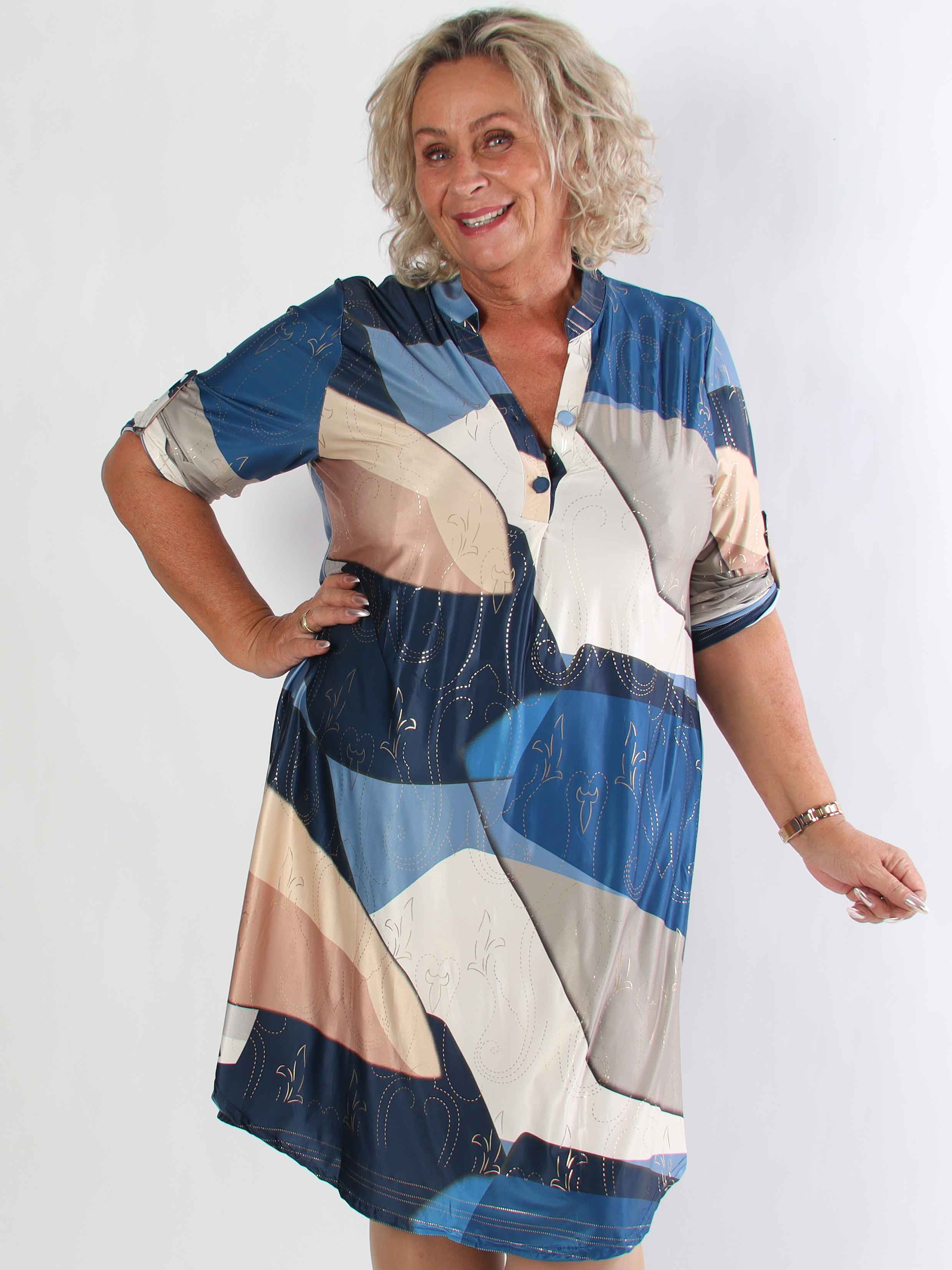Ebba Abstract Long - Elastisk plus size kjole med fint guld mønster